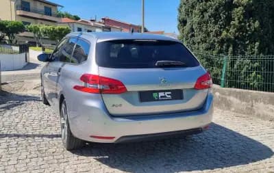 Sell Peugeot 308 SW 2014 - 9250 EUR, 265000 km - AUTO.MOTO.pt