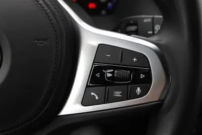 Vendo BMW 116 2020 - 22990 EUR, 121000 km - AUTO.MOTO.pt