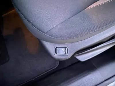 Sell Jeep Renegade 2023 - 18900 EUR, 68317 km - AUTO.MOTO.pt