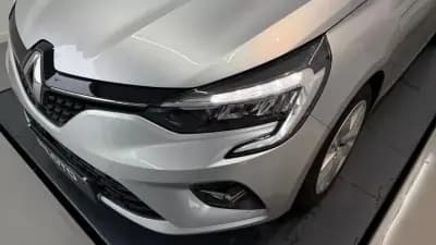 Vendo Renault Clio 2022 - 14900 EUR, 136243 km - AUTO.MOTO.pt