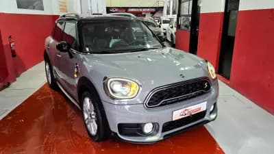 Sell MINI Countryman 2018 - 21550 EUR, 127363 km - AUTO.MOTO.pt