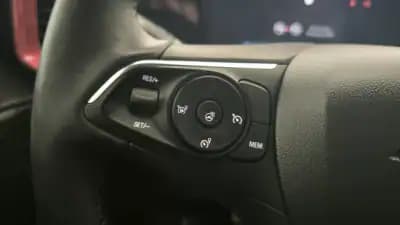 Sell Opel Mokka-e 2023 - 23450 EUR, 6500 km - AUTO.MOTO.pt