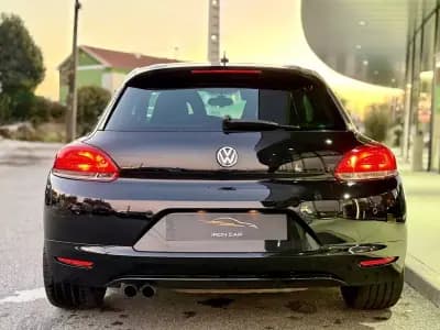 Vendo Volkswagen Scirocco 2009 - 11990 EUR, 178000 km - AUTO.MOTO.pt