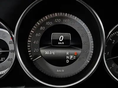 Sell Mercedes-Benz CLS 350 2013 - 26950 EUR, 199000 km - AUTO.MOTO.pt