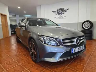 Vendo Mercedes-Benz C 300 2020 - 30980 EUR, 98799 km - AUTO.MOTO.pt