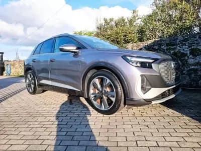 Vendo Audi Q4 e-tron 2023 - 38500 EUR, 36000 km - AUTO.MOTO.pt
