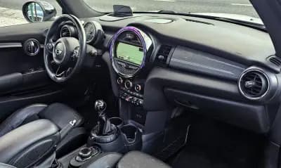 Sell MINI 2015 - 16500 EUR, 150000 km - AUTO.MOTO.pt