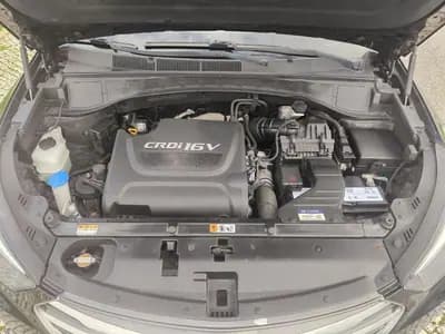 Vendo Hyundai Santa Fe 2016 - 21950 EUR, 149998 km - AUTO.MOTO.pt