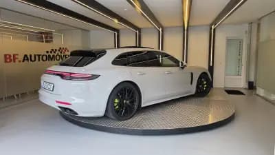 Sell Porsche Panamera Sport Turismo 2024 - 119900 EUR, 45564 km - AUTO.MOTO.pt
