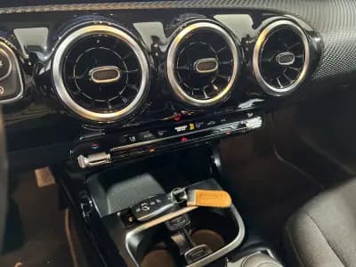 Sell Mercedes-Benz CLA 180 2020 - 25800 EUR, 83430 km - AUTO.MOTO.pt