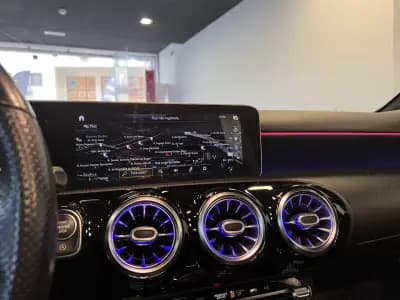 Sell Mercedes-Benz A 180 2018 - 26990 EUR, 180000 km - AUTO.MOTO.pt