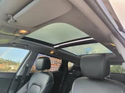 Vendo Hyundai Santa Fe 2016 - 21950 EUR, 149998 km - AUTO.MOTO.pt