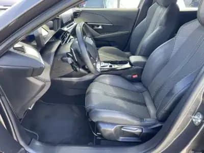 Sell Peugeot 208 2020 - 17500 EUR, 29713 km - AUTO.MOTO.pt