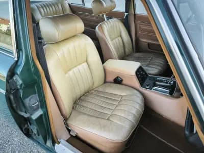 Sell Jaguar XJ6 1976 - 24950 EUR, 47777 km - AUTO.MOTO.pt