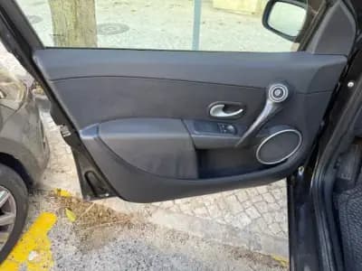 Vendo Renault Clio Break 2008 - 4900 EUR, 215000 km - AUTO.MOTO.pt