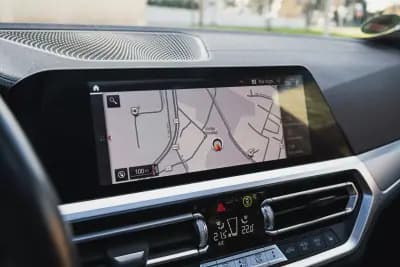 Vendo BMW 320 2020 - 29950 EUR, 171100 km - AUTO.MOTO.pt