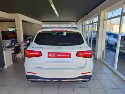 Vendo Mercedes-Benz GLC 220 2015 - 27450 EUR, 178000 km - AUTO.MOTO.pt