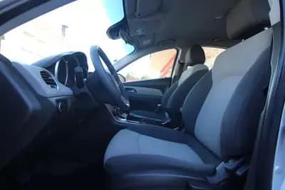 Vendo Chevrolet Cruze 2010 - 7990 EUR, 120000 km - AUTO.MOTO.pt