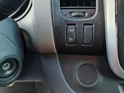 Vendo Renault Trafic 1.6DCi L1H1 2016 - 11965 EUR, 266000 km - AUTO.MOTO.pt