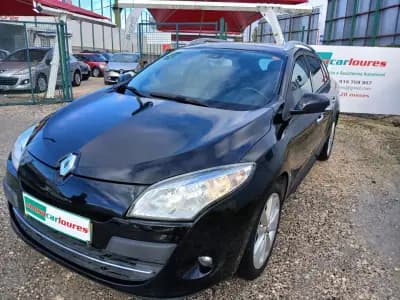 Sell Renault Mégane Sport Tourer 2017 - 7750 EUR, 141758 km - AUTO.MOTO.pt