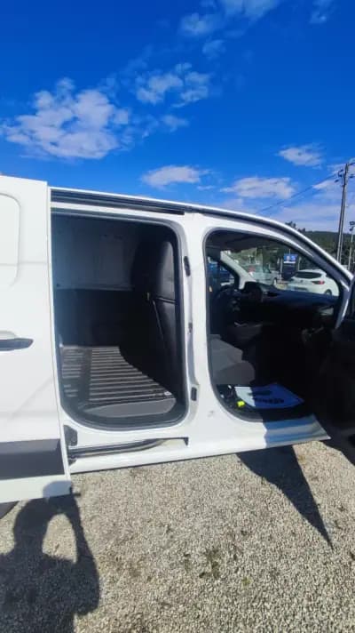 Sell Peugeot Partner 2021 - 12499 EUR, 217978 km - AUTO.MOTO.pt