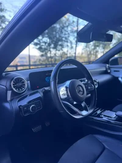 Vendo Mercedes-Benz CLA 250 2021 - 29900 EUR, 107769 km - AUTO.MOTO.pt