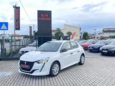 Vendo Peugeot 208 2021 - 11900 EUR, 52000 km - AUTO.MOTO.pt