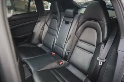 Sell Porsche Panamera Sport Turismo 2019 - 69880 EUR, 97640 km - AUTO.MOTO.pt