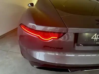 Vendo Jaguar F-Type 2018 - 46000 EUR, 64200 km - AUTO.MOTO.pt