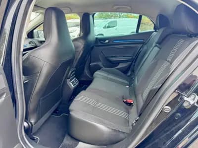 Sell Renault Mégane 2016 - 14750 EUR, 142000 km - AUTO.MOTO.pt