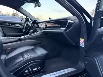 Vendo Porsche Panamera 2020 - 81990 EUR, 59987 km - AUTO.MOTO.pt