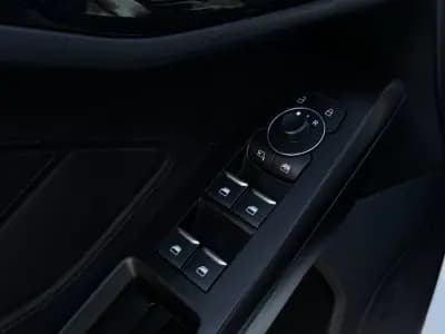 Sell Ford Focus 2024 - 21990 EUR, 48100 km - AUTO.MOTO.pt