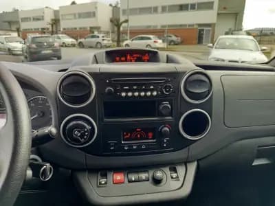 Sell Citroën e-Berlingo 2019 - 9490 EUR, 24500 km - AUTO.MOTO.pt