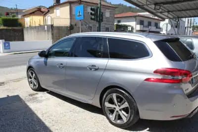 Sell Peugeot 308 SW 2015 - 12500 EUR, 185000 km - AUTO.MOTO.pt