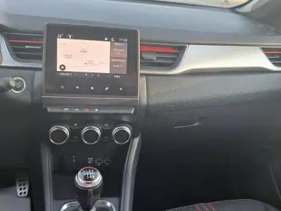 Vendo Renault Captur 2022 - 17990 EUR, 86130 km - AUTO.MOTO.pt