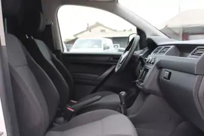 Vendo Volkswagen CADDY 2.0 TDI EXTRA AC 2019 - 12490 EUR, 199000 km - AUTO.MOTO.pt