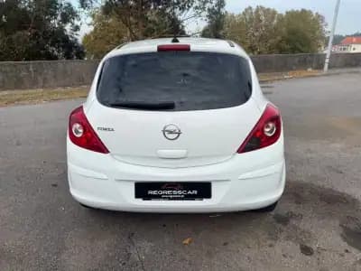 Vendo Opel Corsa 2014 - 6450 EUR, 161000 km - AUTO.MOTO.pt