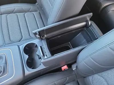 Sell Citroën C5 Aircross 2024 - 25700 EUR, 26251 km - AUTO.MOTO.pt