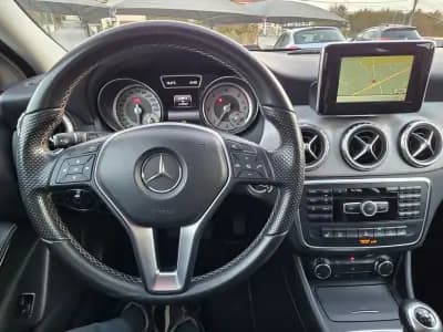 Vendo Mercedes-Benz GLA 200 2014 - 20790 EUR, 117000 km - AUTO.MOTO.pt