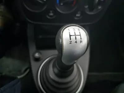 Vendo Ford Fiesta 2006 - 4500 EUR, 91140 km - AUTO.MOTO.pt