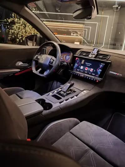 Sell DS DS7 Crossback 2021 - 27750 EUR, 46635 km - AUTO.MOTO.pt