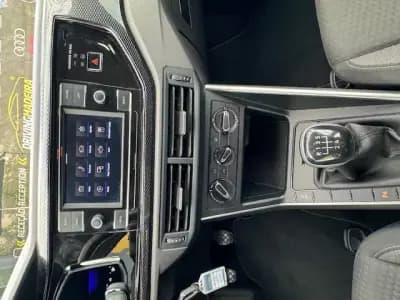 Vendo Volkswagen Polo 2022 - 18900 EUR, 75579 km - AUTO.MOTO.pt