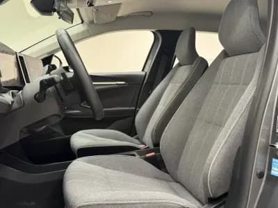 Vendo Renault Mégane E-Tech 2022 - 23890 EUR, 69000 km - AUTO.MOTO.pt