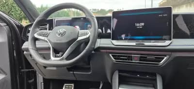 Sell Volkswagen Tiguan 2025 - 48000 EUR, 12000 km - AUTO.MOTO.pt