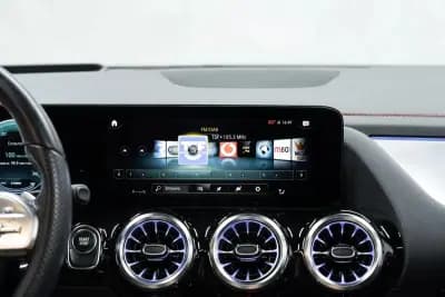 Vendo Mercedes-Benz EQA 2022 - 38950 EUR, 48000 km - AUTO.MOTO.pt