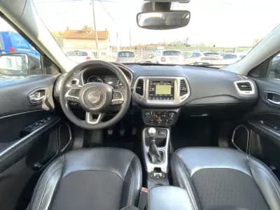 Vendo Jeep Compass 2017 - 16500 EUR, 93763 km - AUTO.MOTO.pt