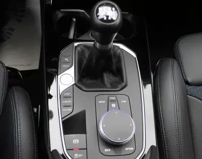 Vendo BMW 116 2020 - 22990 EUR, 121000 km - AUTO.MOTO.pt