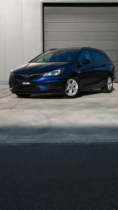 Vendo Opel Astra Sports Tourer 2020 - 12999 EUR, 97000 km - AUTO.MOTO.pt