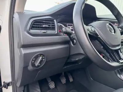 Vendo Volkswagen T-Roc 2020 - 23500 EUR, 88000 km - AUTO.MOTO.pt