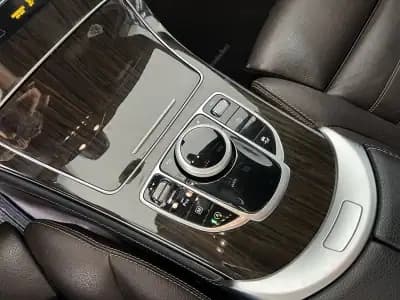 Sell Mercedes-Benz GLC 220 2016 - 32600 EUR, 202121 km - AUTO.MOTO.pt